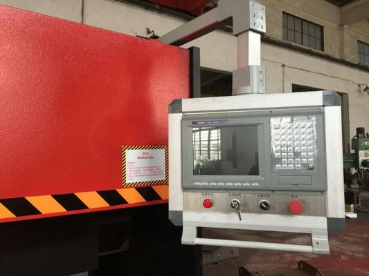 템퍼 예스 컴퓨터화된 V 홈 가공 기계는 알루미늄 시트 절단에 적합하며 높은 정밀도와 반복성을 제공합니다.