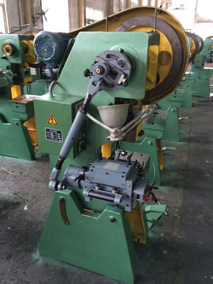 터치 스크린 PLC 자동 코일 피더 제조에서 20mm 의약품 캡 직경 부품을 정확하게 공급 할 수 있습니다.